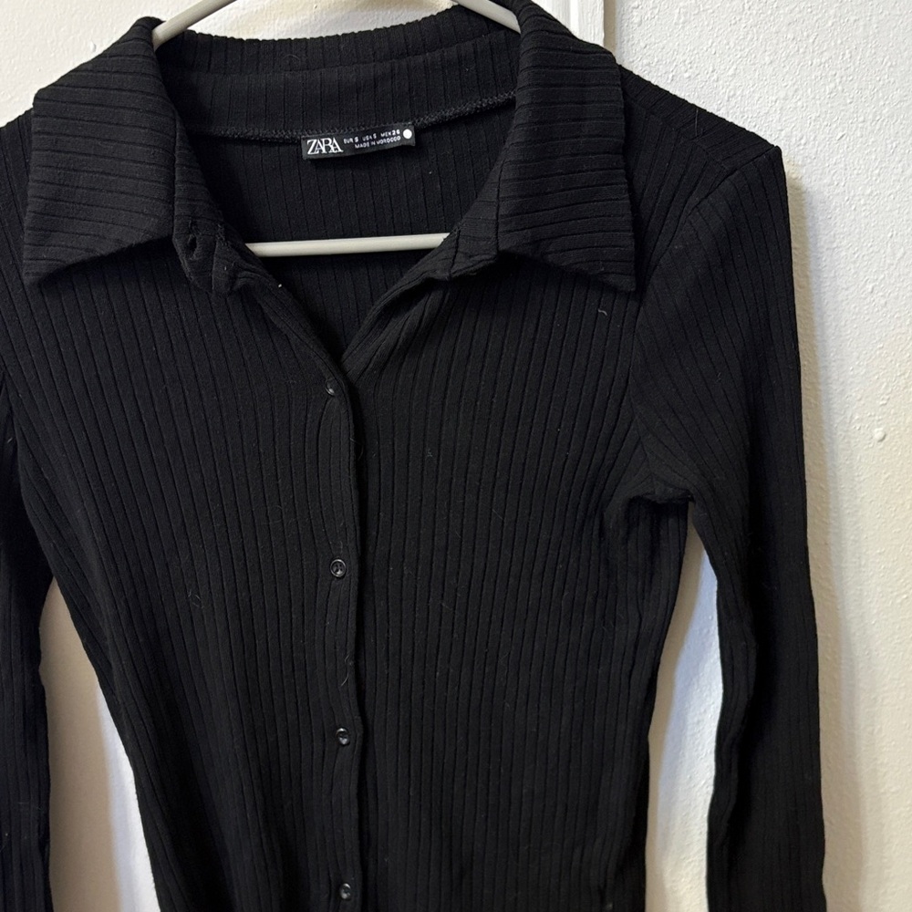 Zara Black Ribbed Button-Down Collared Top - image 1
